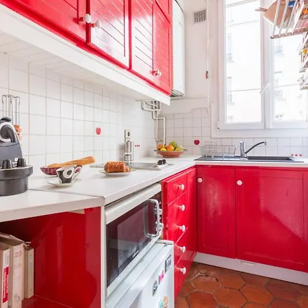 Lovely Flat With Authentic Furnishings By Guestready Apartamento *